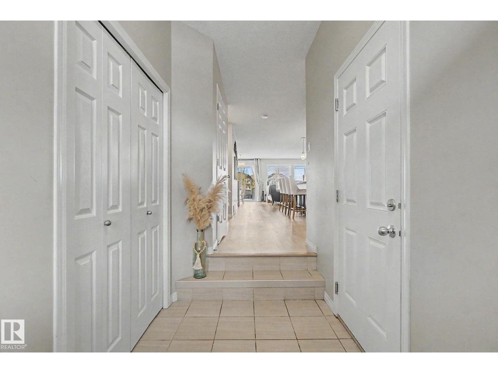 2326 74 ST SW - 5