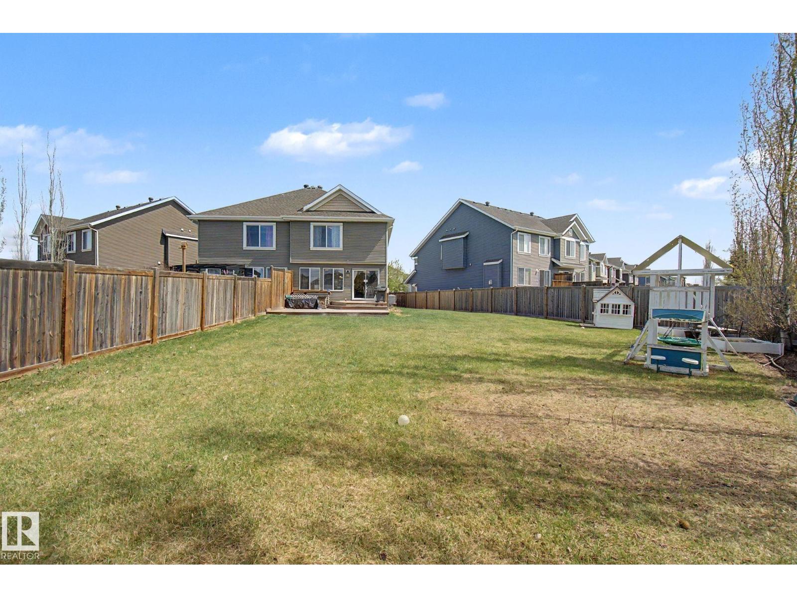 2326 74 ST SW - 32