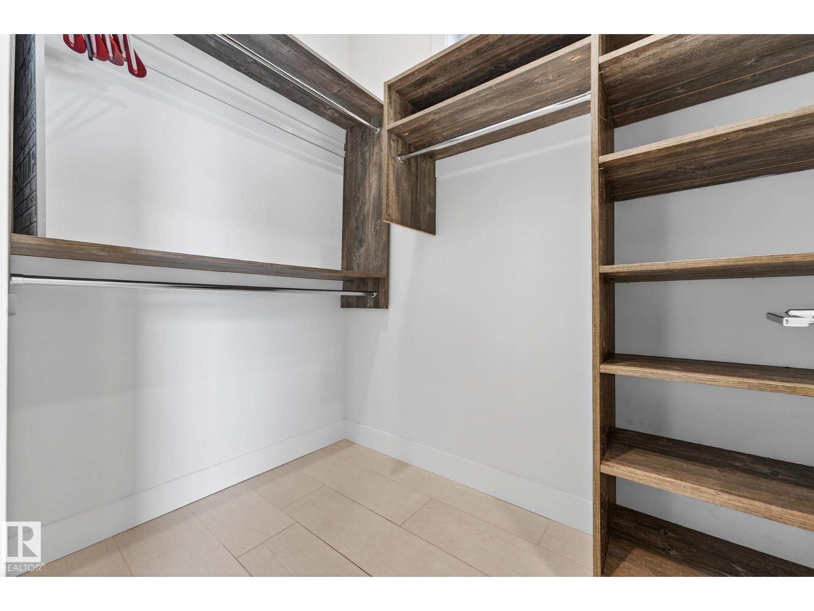 14643 92A AV NW - 31
