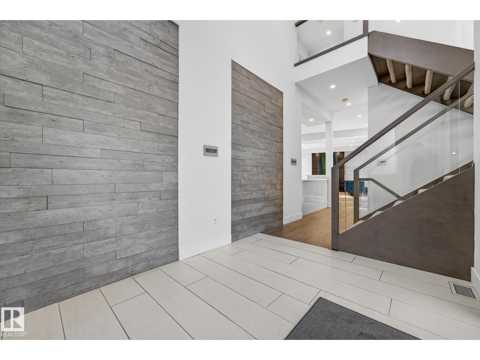 14643 92A AV NW - 3