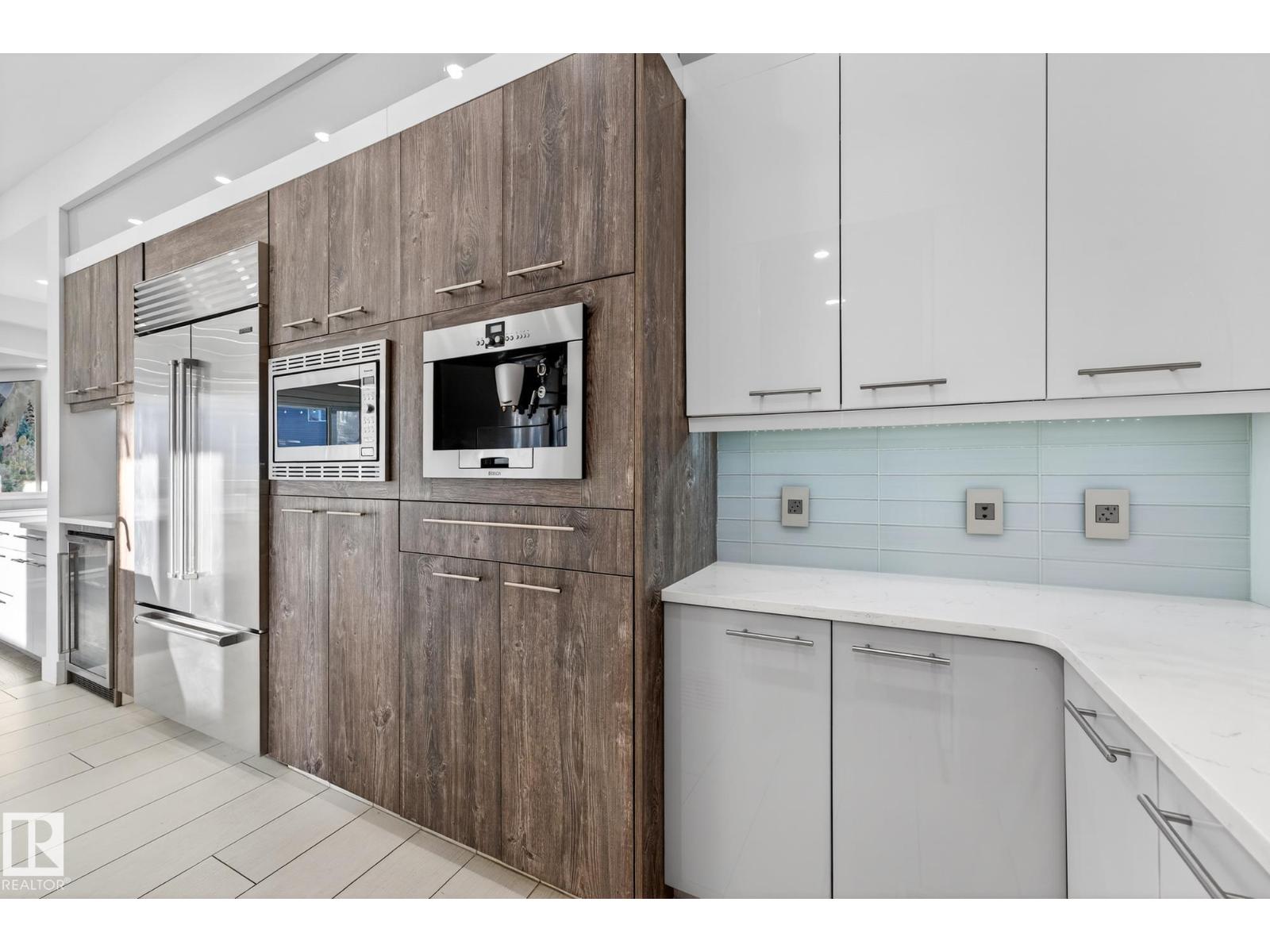 14643 92A AV NW - 22