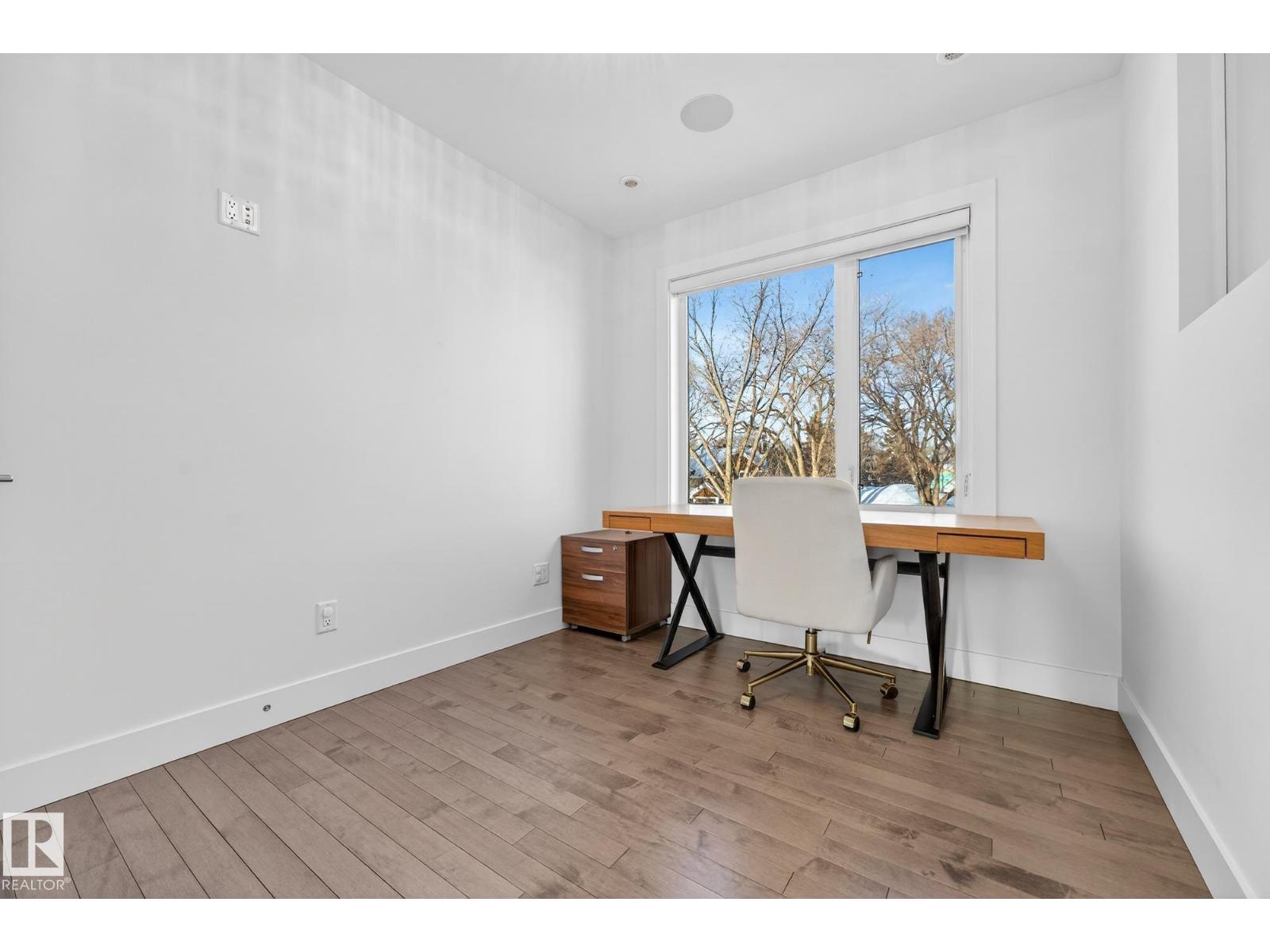 14643 92A AV NW - 46