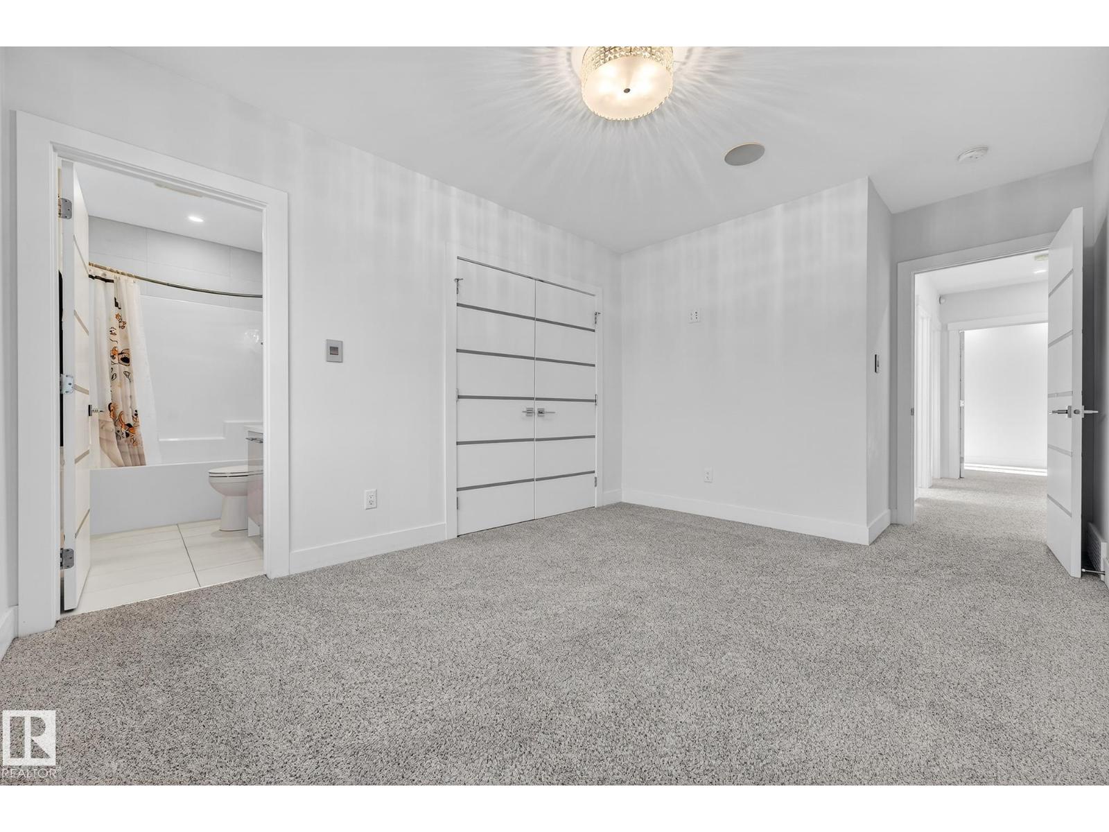 14643 92A AV NW - 41