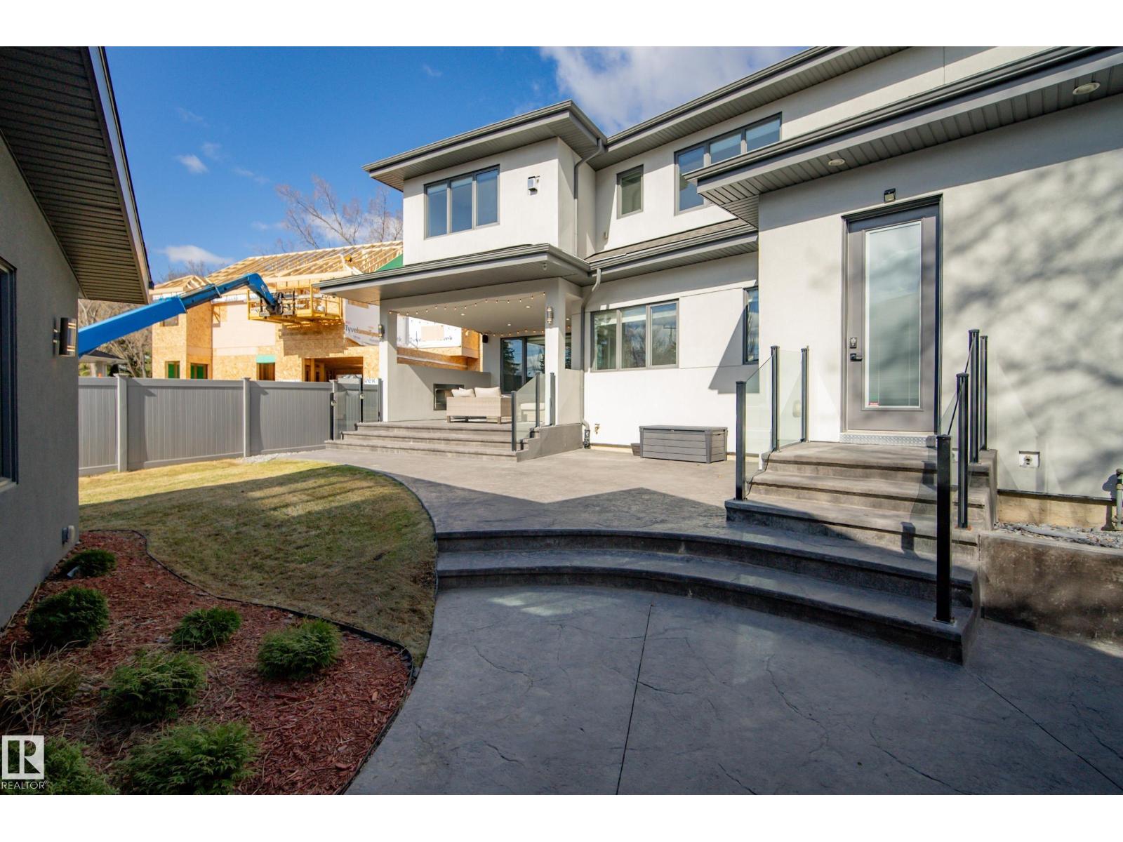 14643 92A AV NW - 63