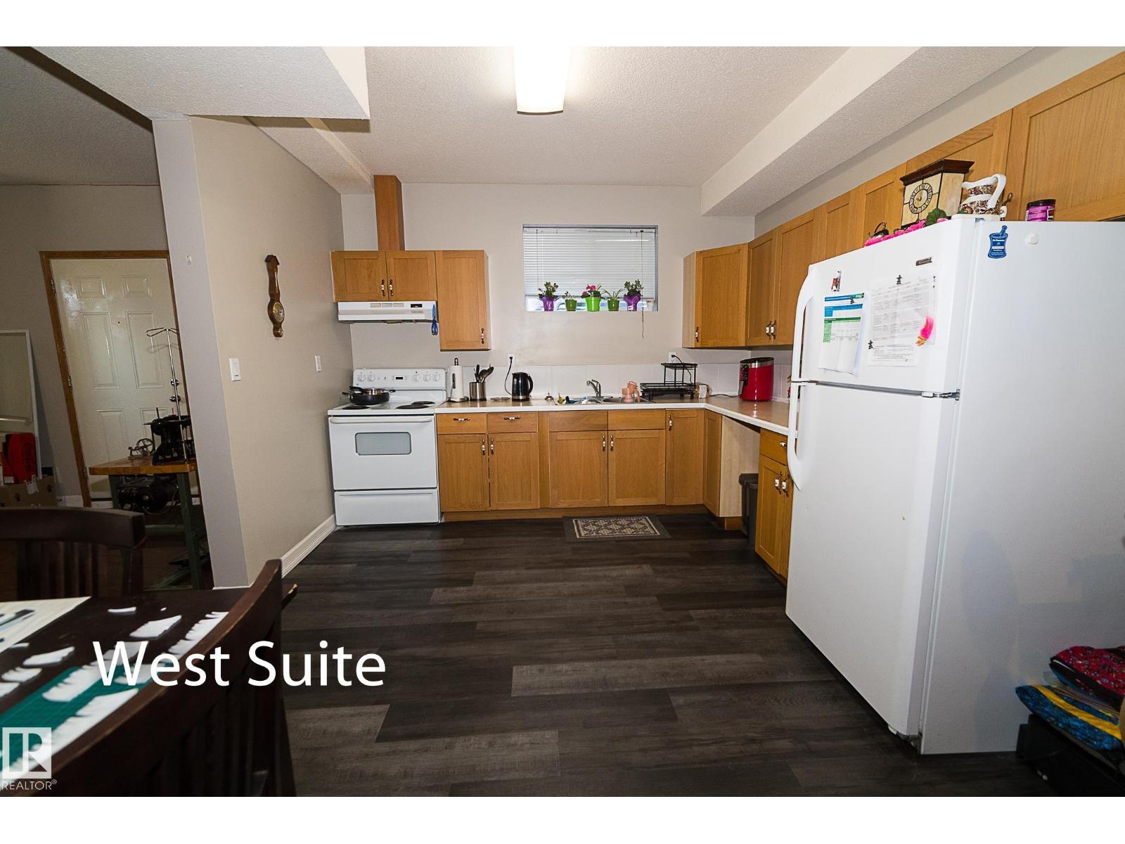 14904 107 AV NW - 41