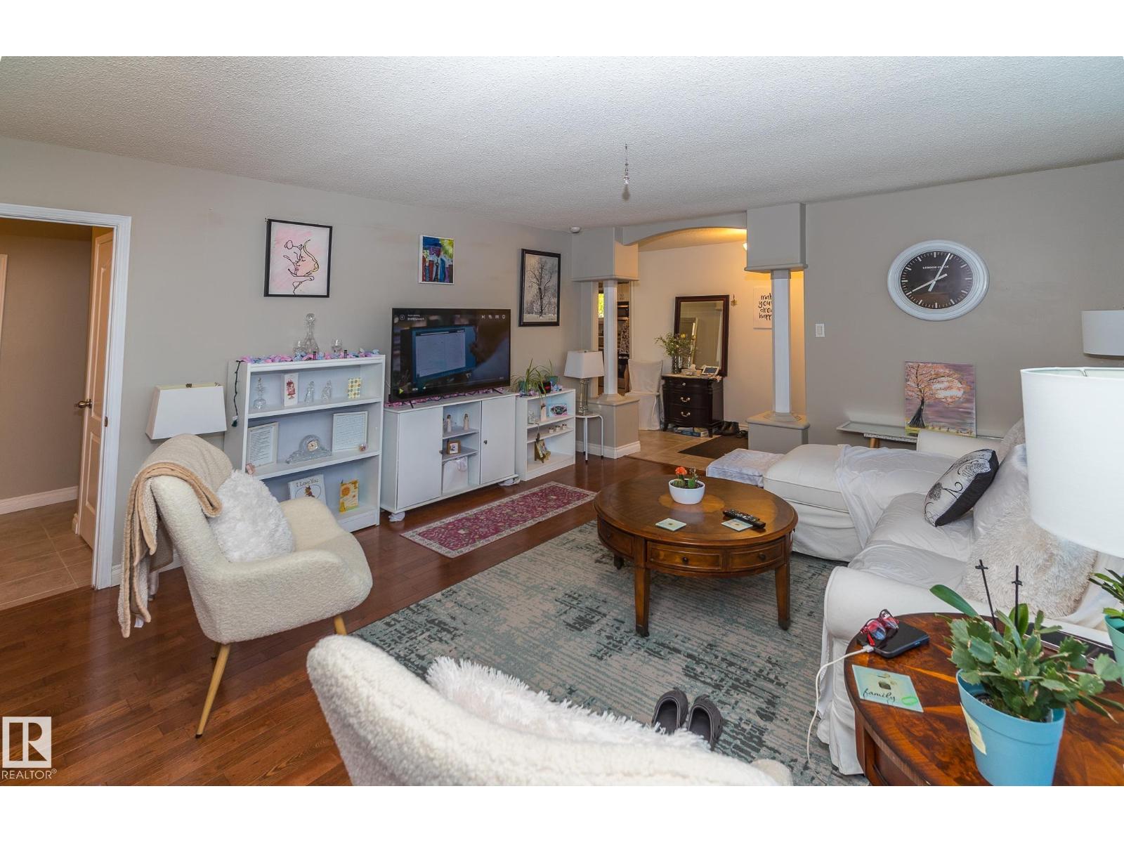 14904 107 AV NW - 6