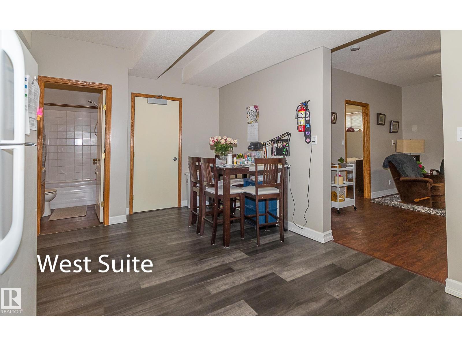 14904 107 AV NW - 44