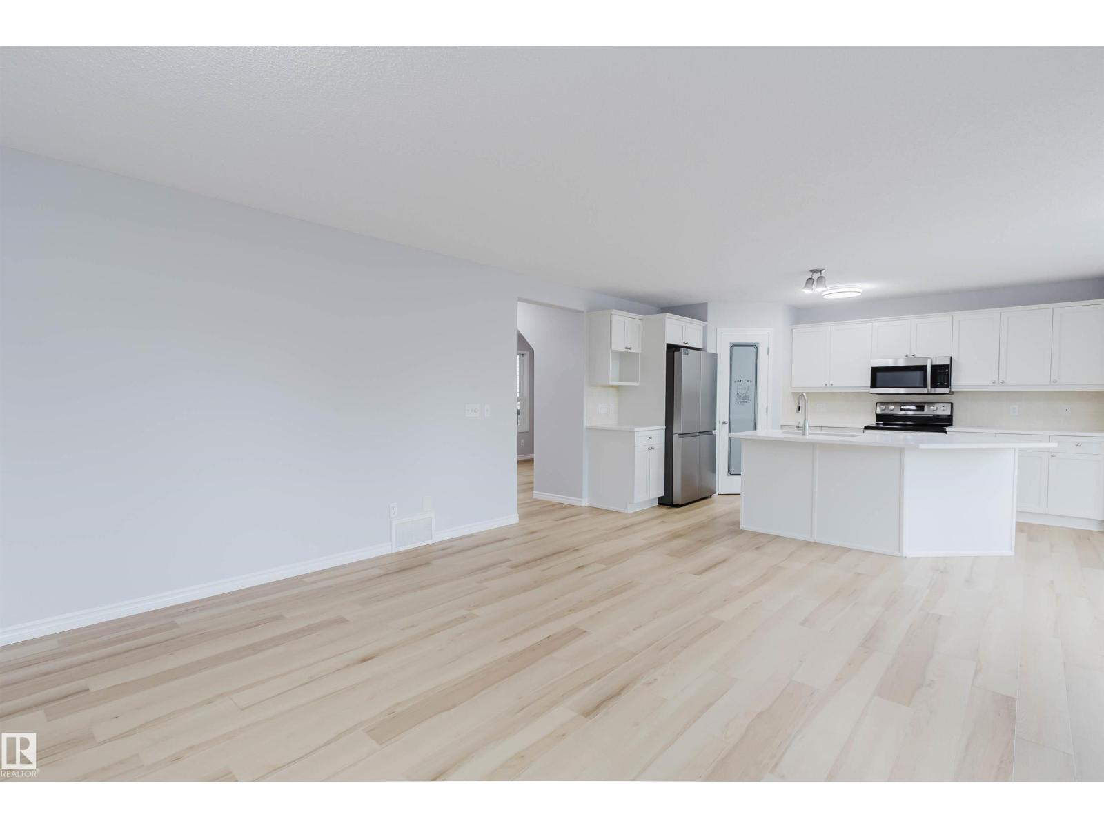1227 115 ST SW - 11