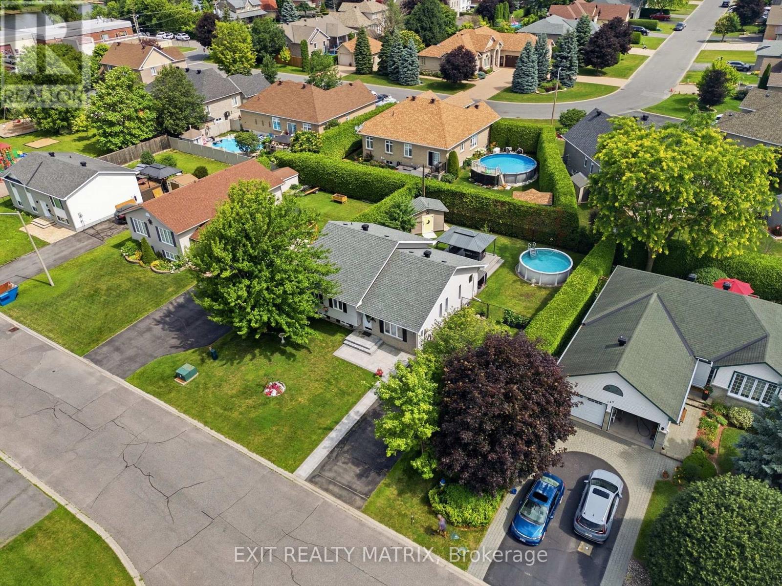 788 JOLIETTE STREET - Image 35
