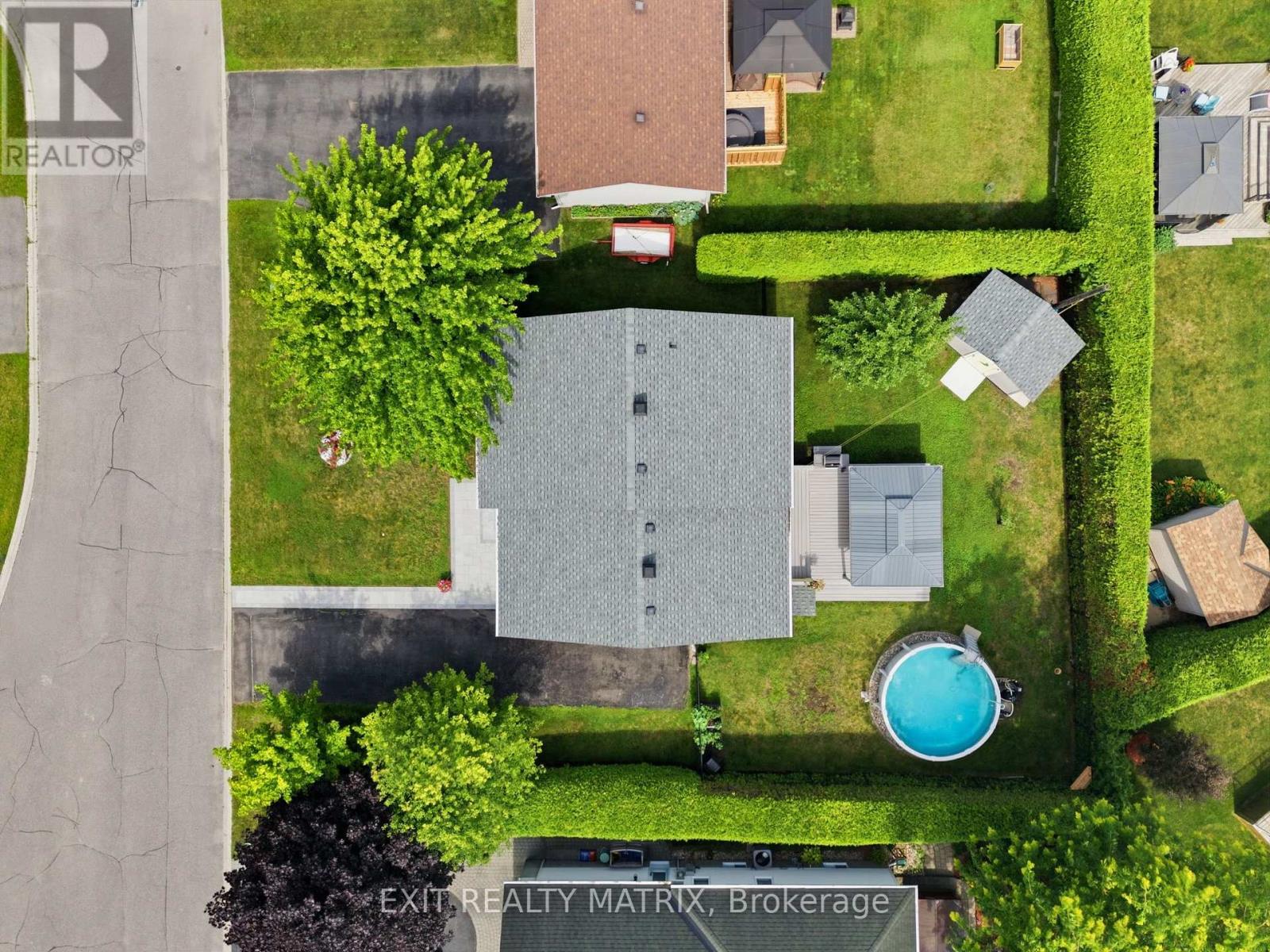 788 JOLIETTE STREET - Image 36