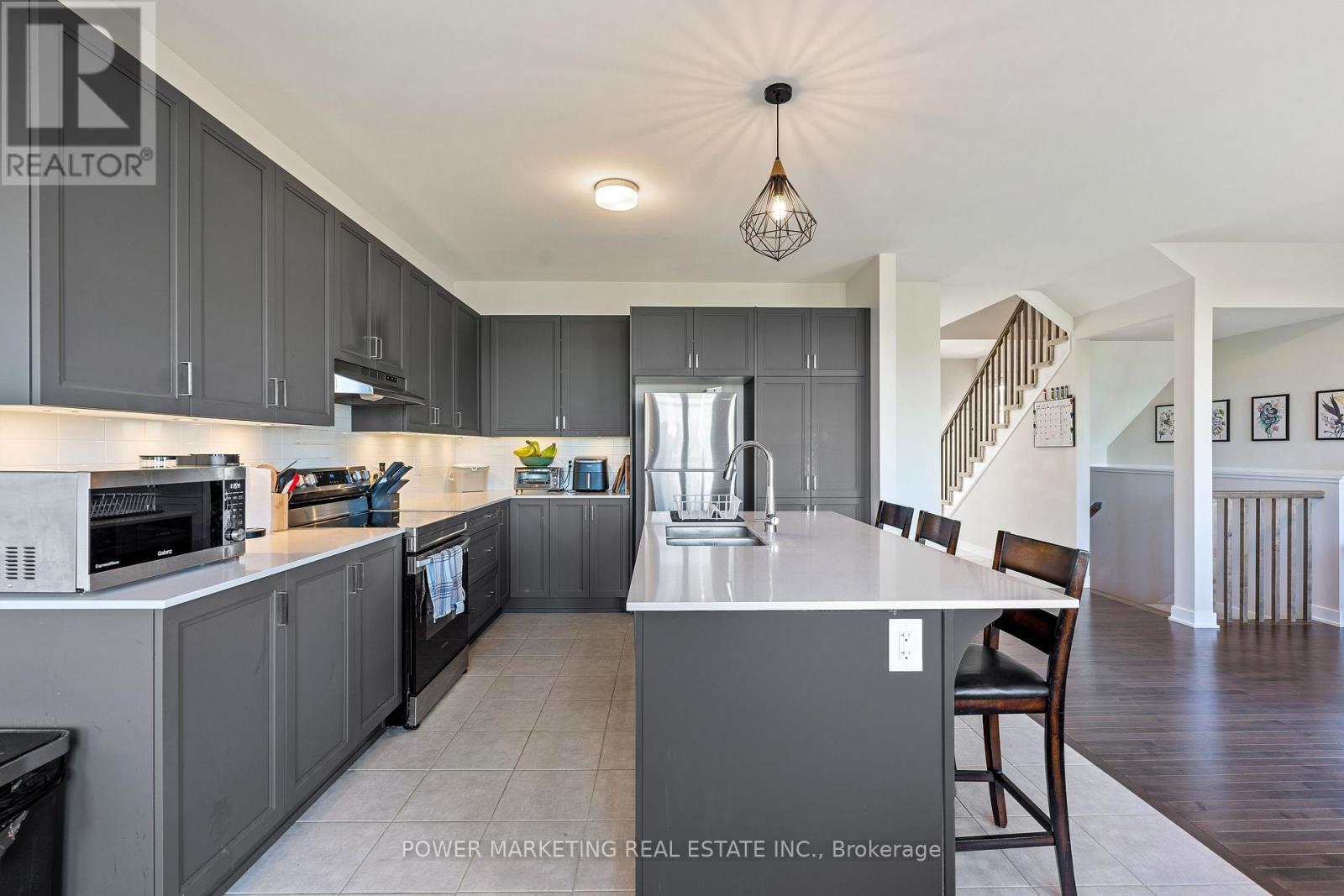 129 HACKAMORE CRESCENT - 16