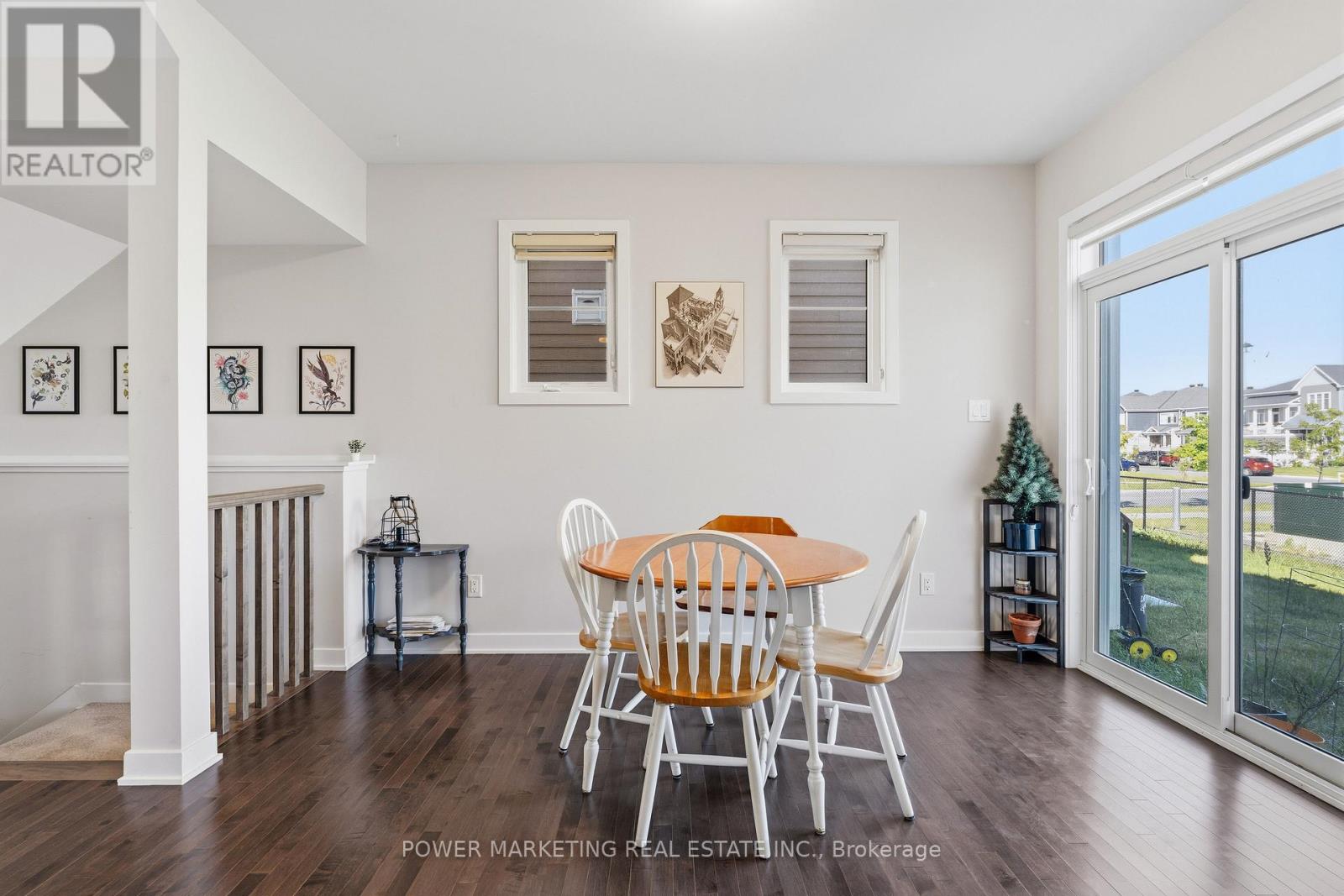129 HACKAMORE CRESCENT - 8