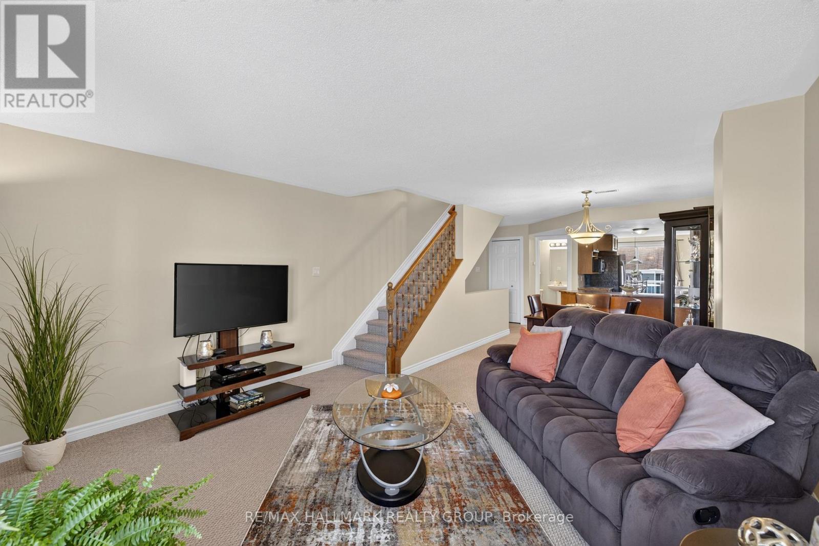 #16 581 LAKERIDGE DRIVE - 11