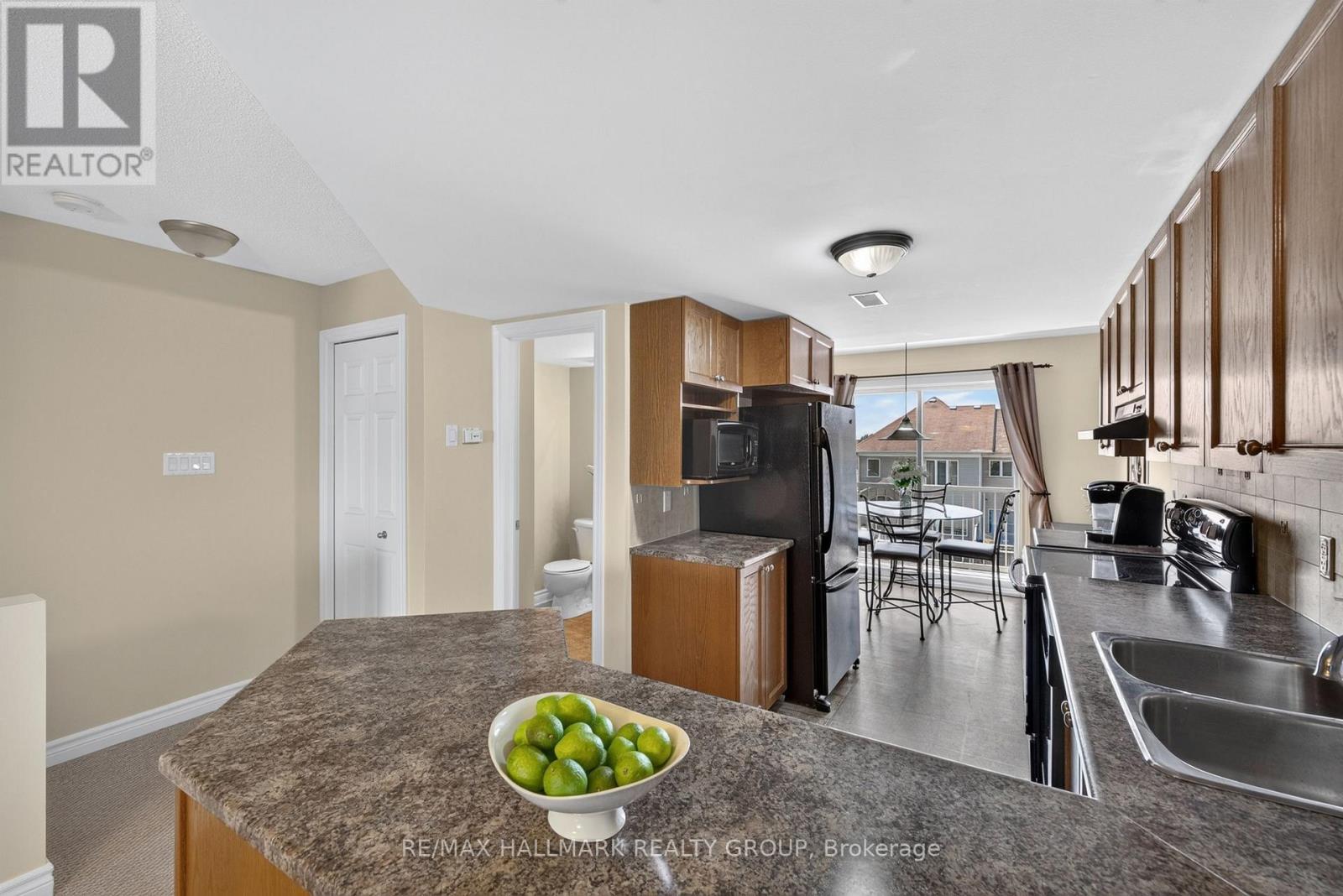 #16 581 LAKERIDGE DRIVE - 15