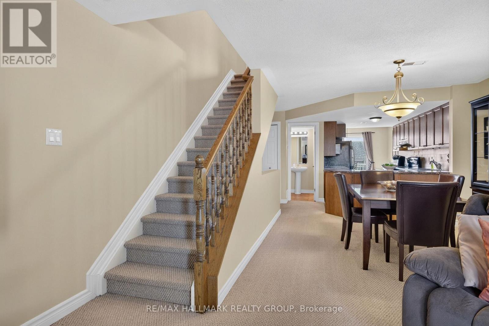 #16 581 LAKERIDGE DRIVE - 31
