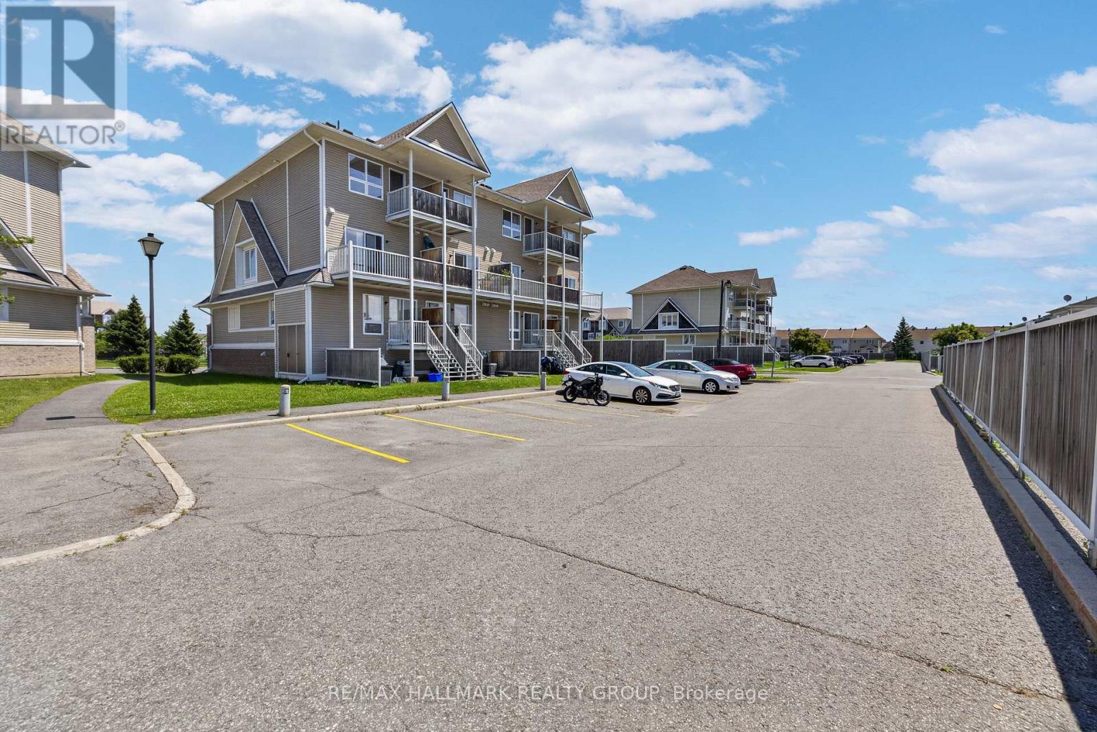 #16 581 LAKERIDGE DRIVE - 46