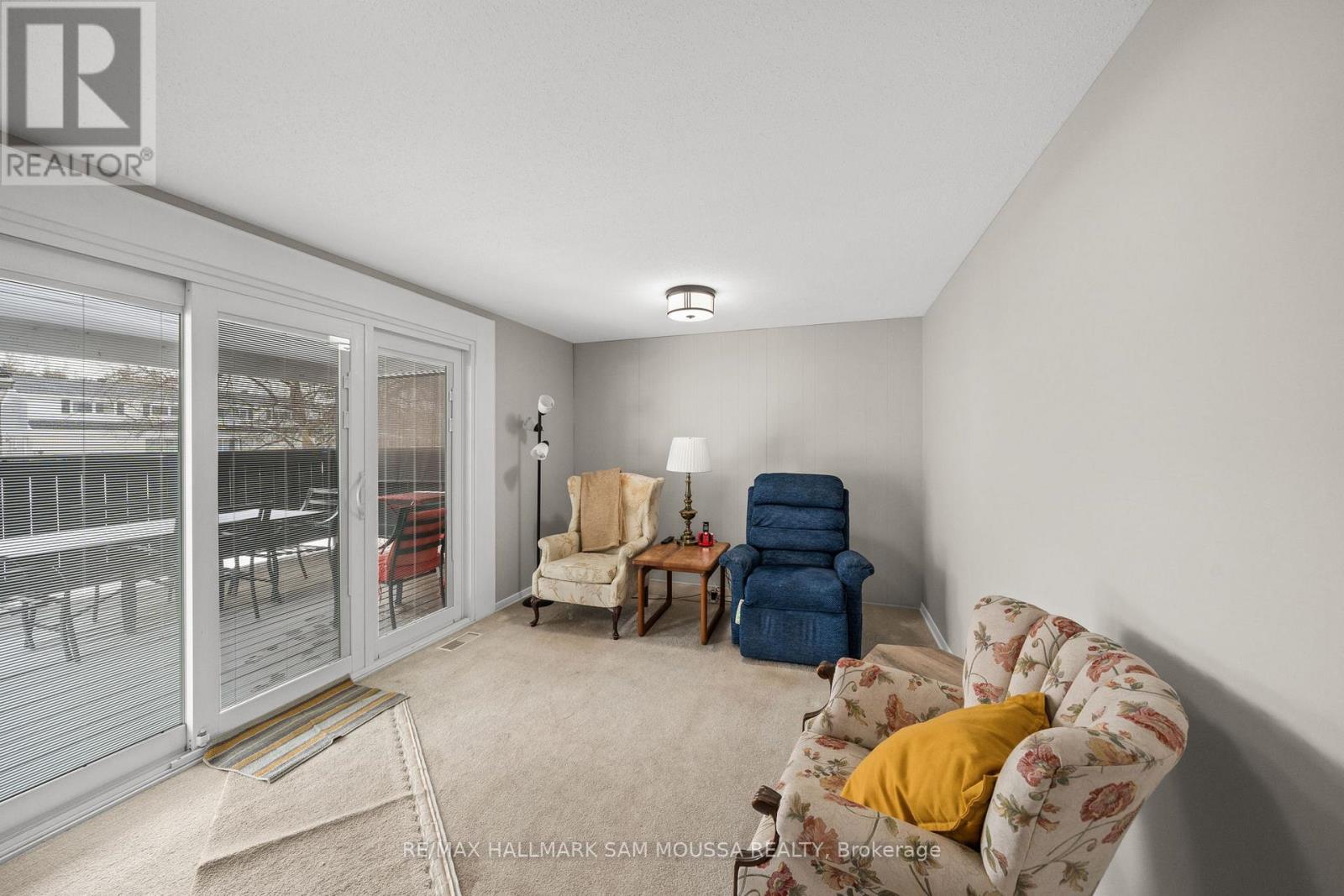 46 SEYMOUR AVENUE - 12