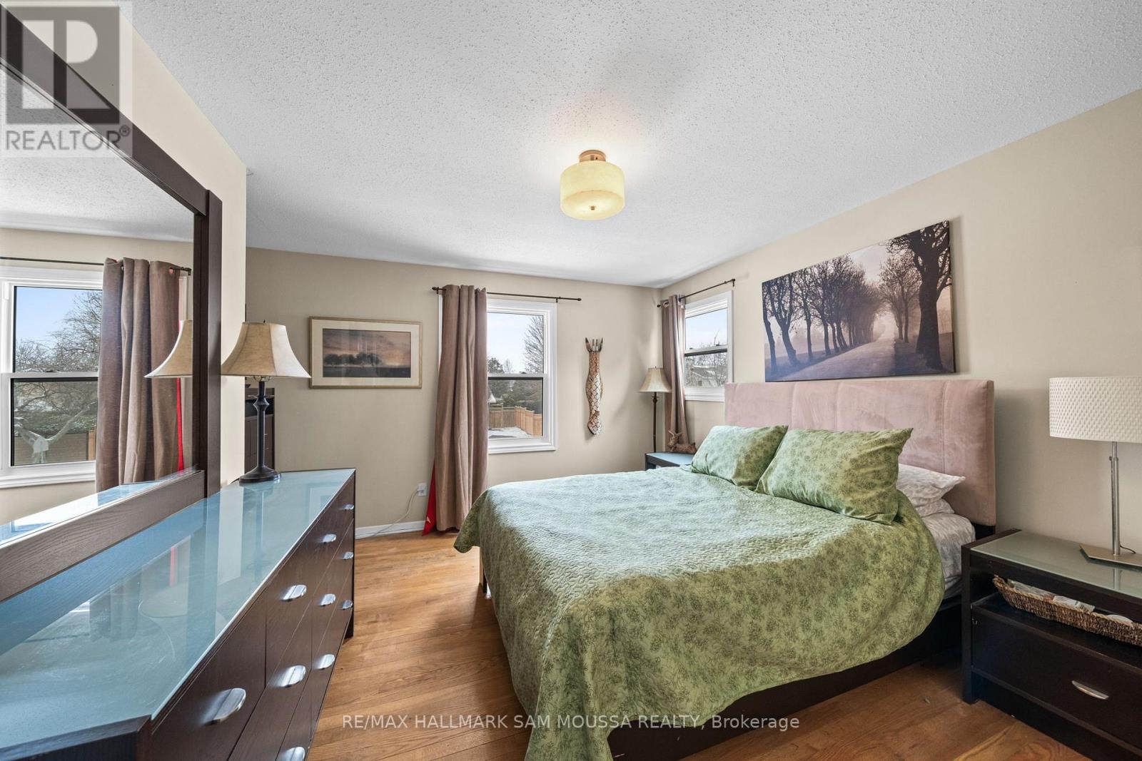 46 SEYMOUR AVENUE - 28