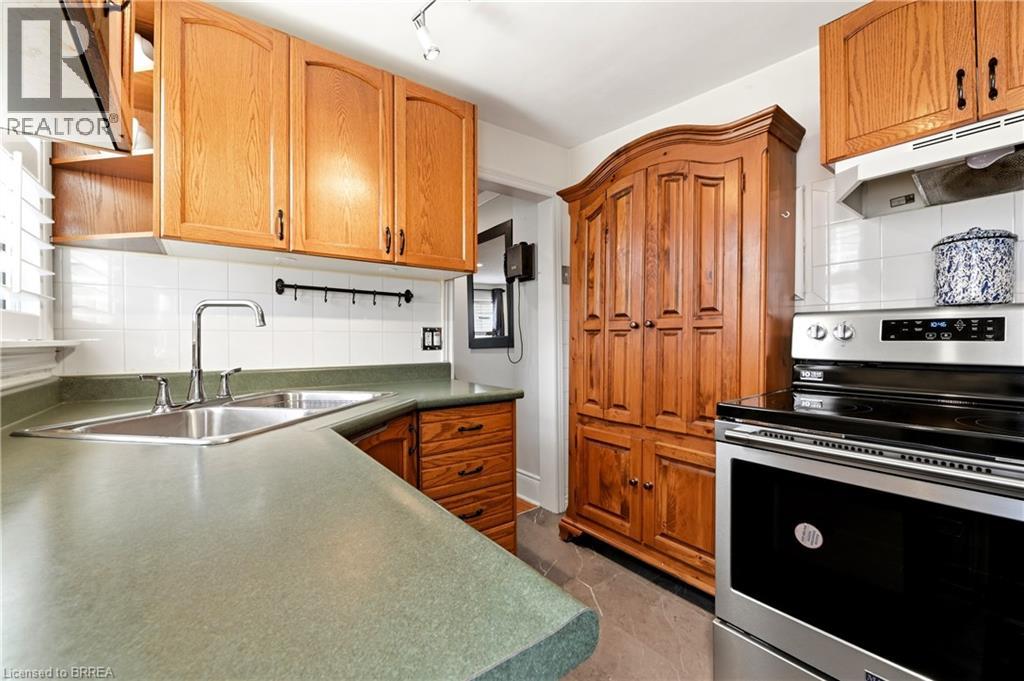 23 BRITANNIA Avenue - 15