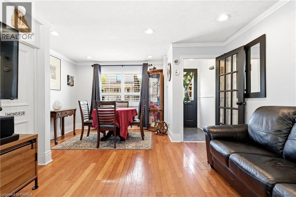23 BRITANNIA Avenue - 4