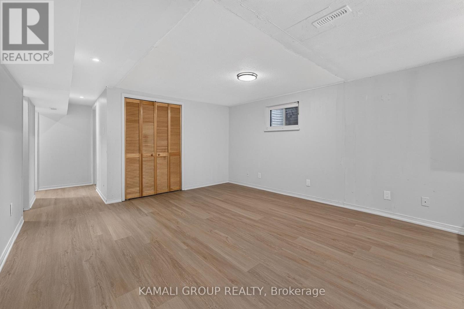 23 GREENWIN VILLAGE ROAD - 27
