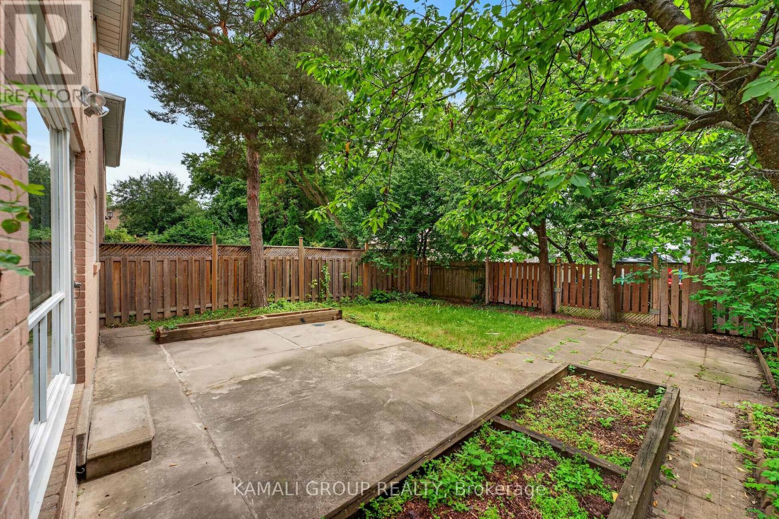 23 GREENWIN VILLAGE ROAD - 32