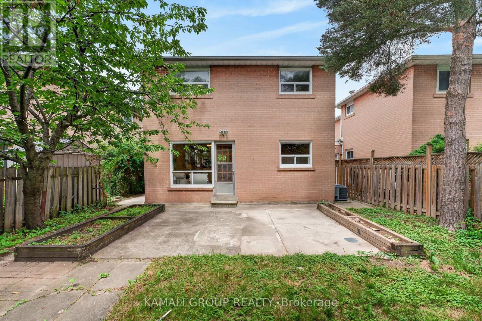 23 GREENWIN VILLAGE ROAD - 34