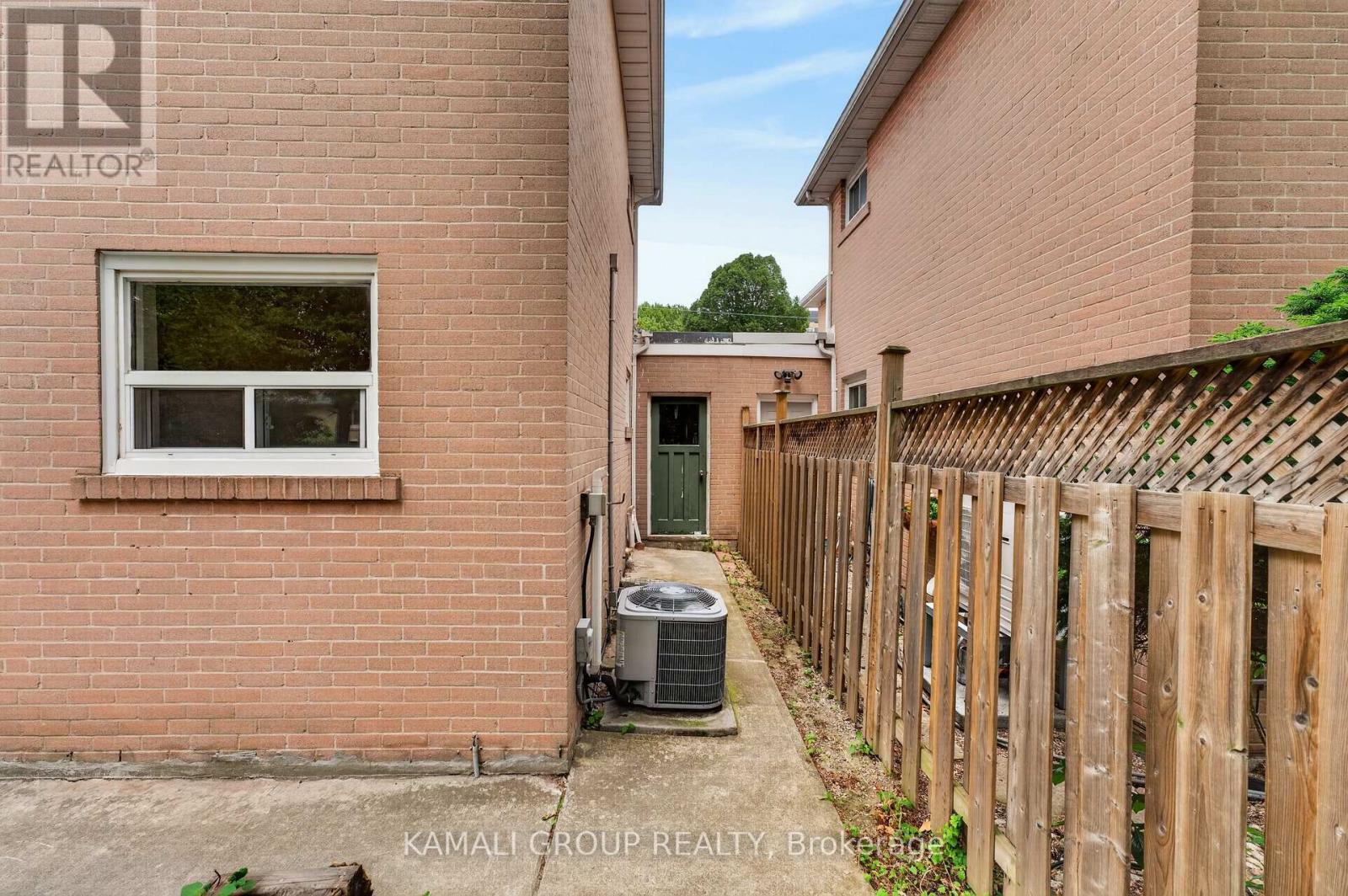 23 GREENWIN VILLAGE ROAD - 36
