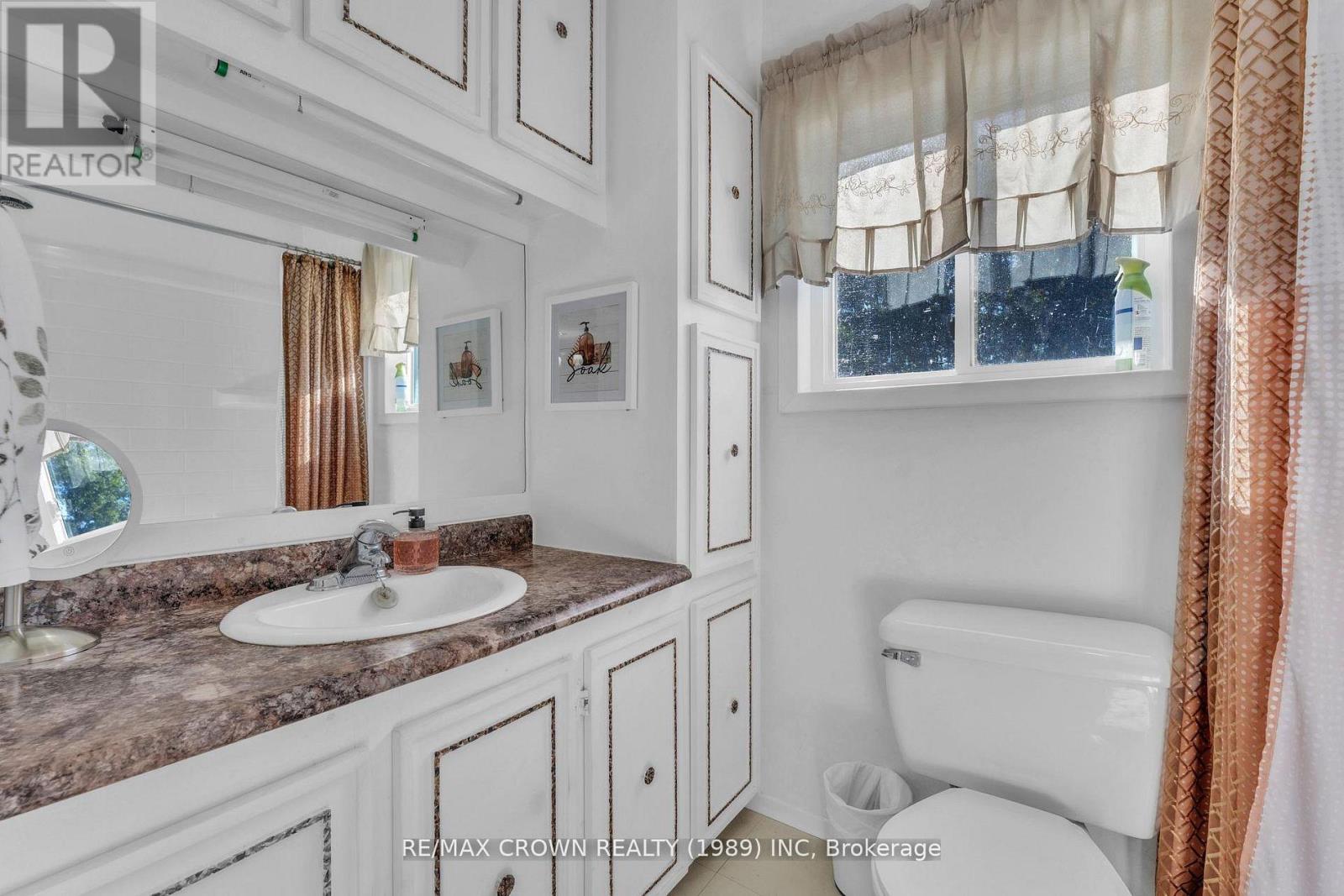 936 LAPLANTE ROAD - 16