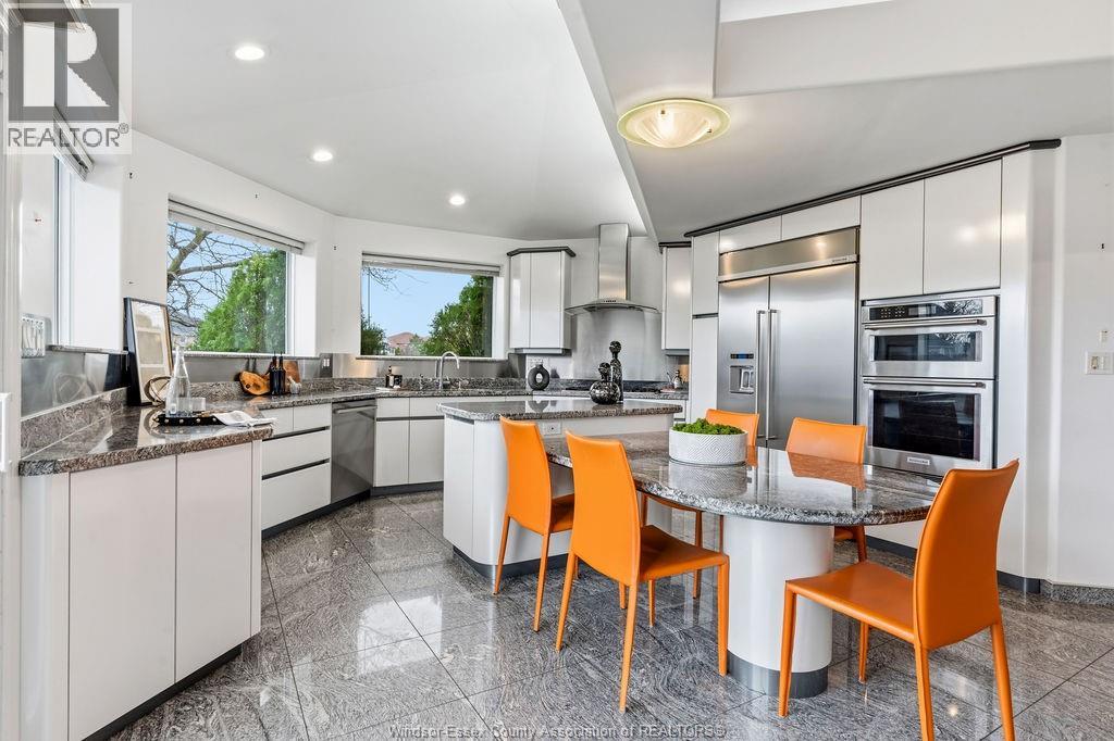 4572 LAKE GRANDE COURT - 16