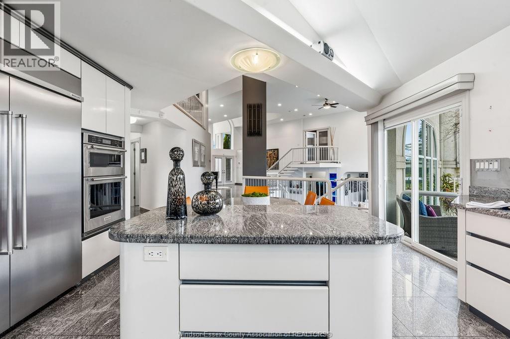 4572 LAKE GRANDE COURT - 19