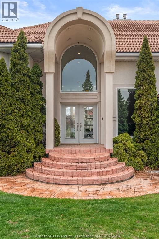 4572 LAKE GRANDE COURT - 3