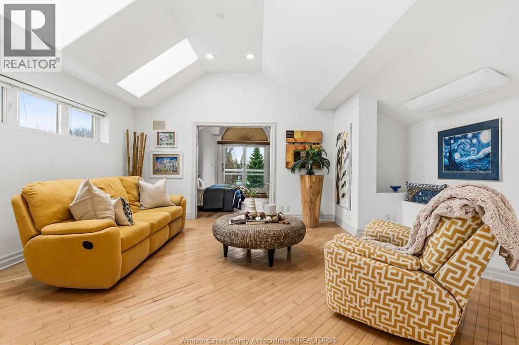 4572 LAKE GRANDE COURT - 30