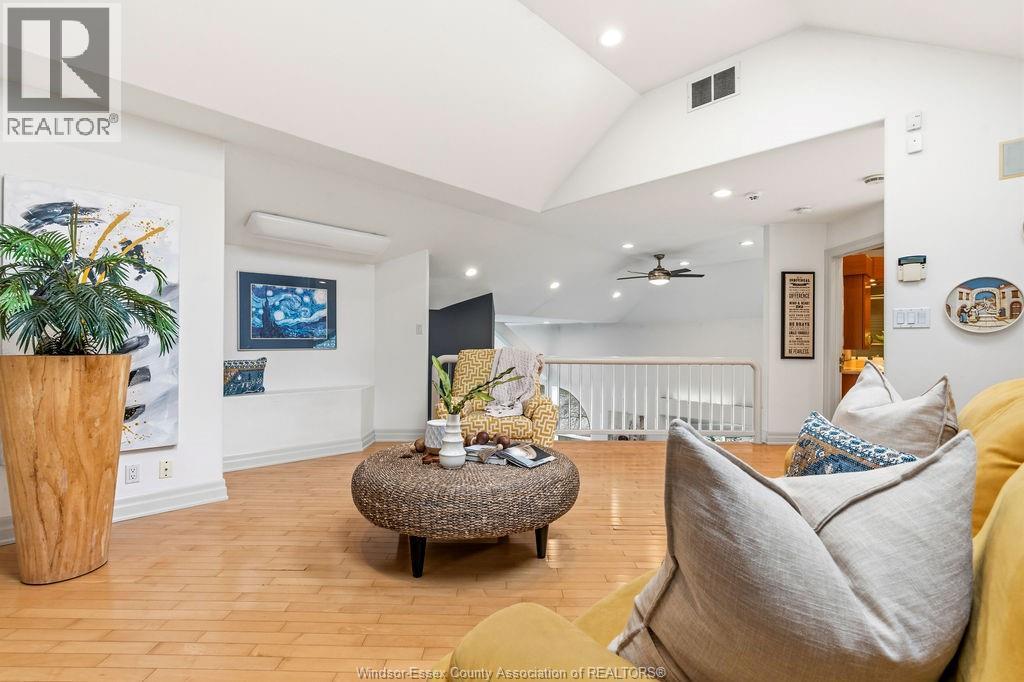 4572 LAKE GRANDE COURT - 31