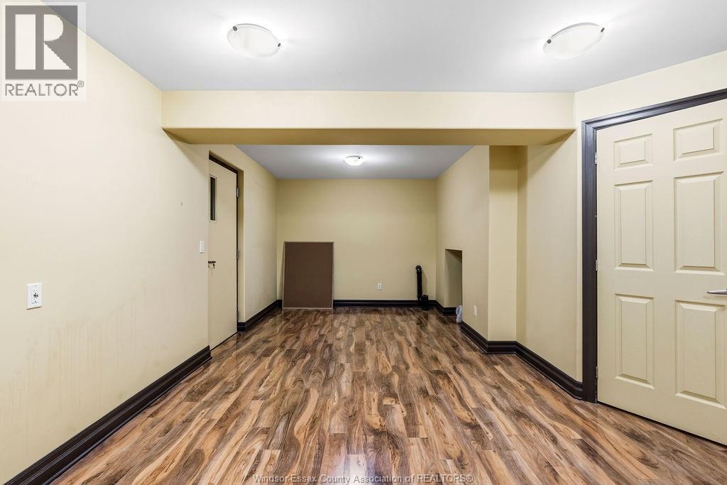 4572 LAKE GRANDE COURT - 40
