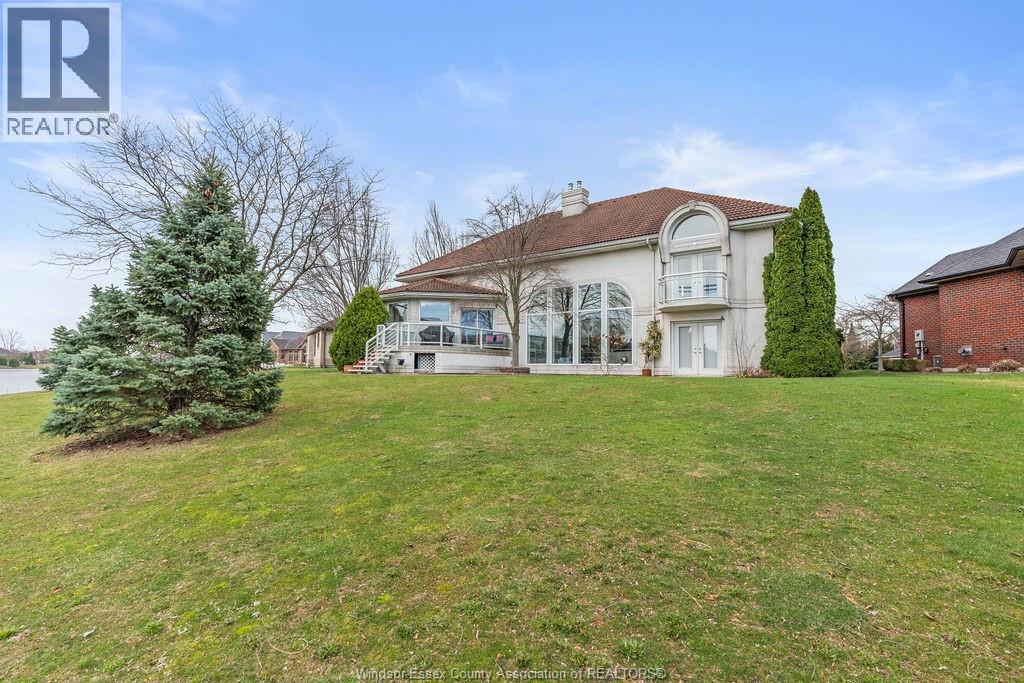 4572 LAKE GRANDE COURT - 44