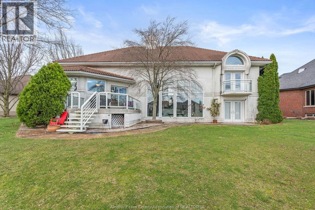 4572 LAKE GRANDE COURT - 45
