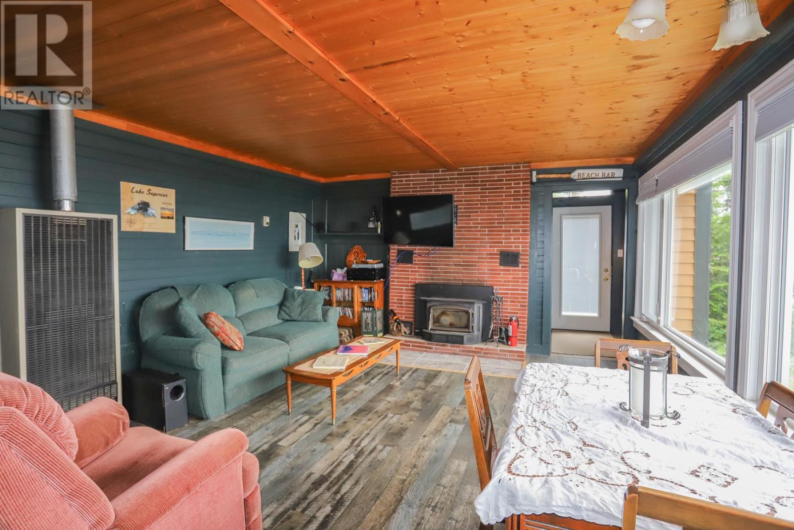 6525 B Highway 17 - 23