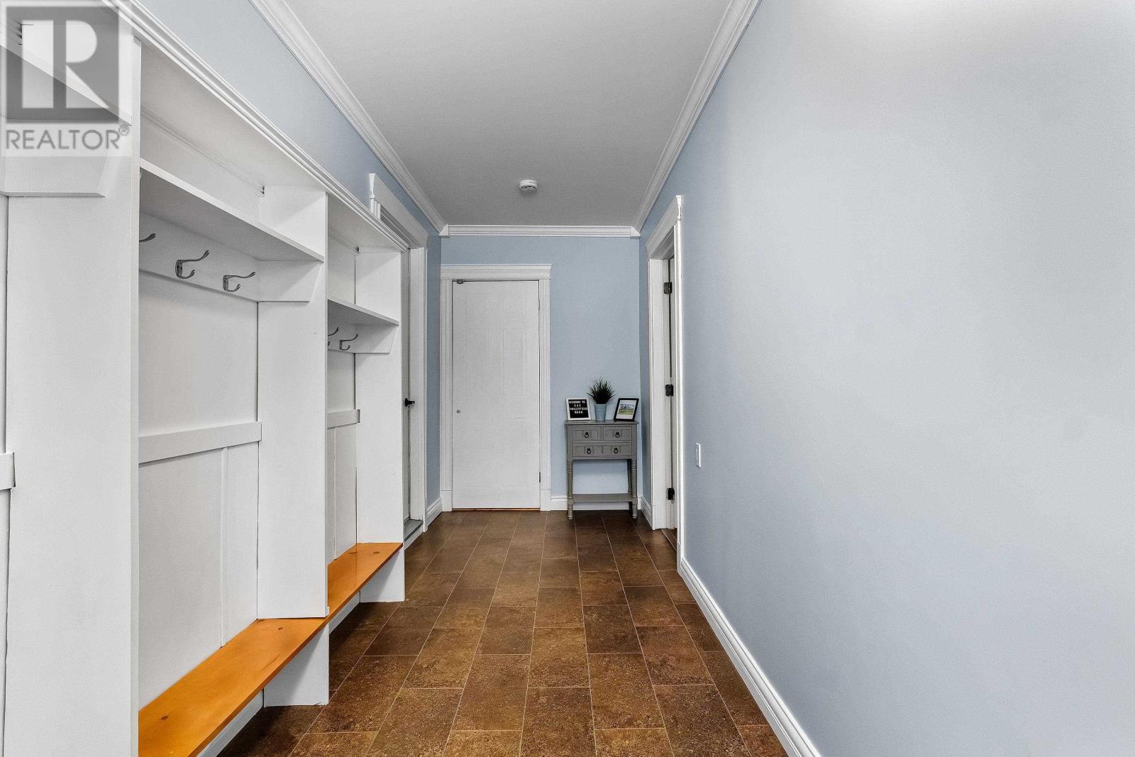 663 Valleyfield Road - 30
