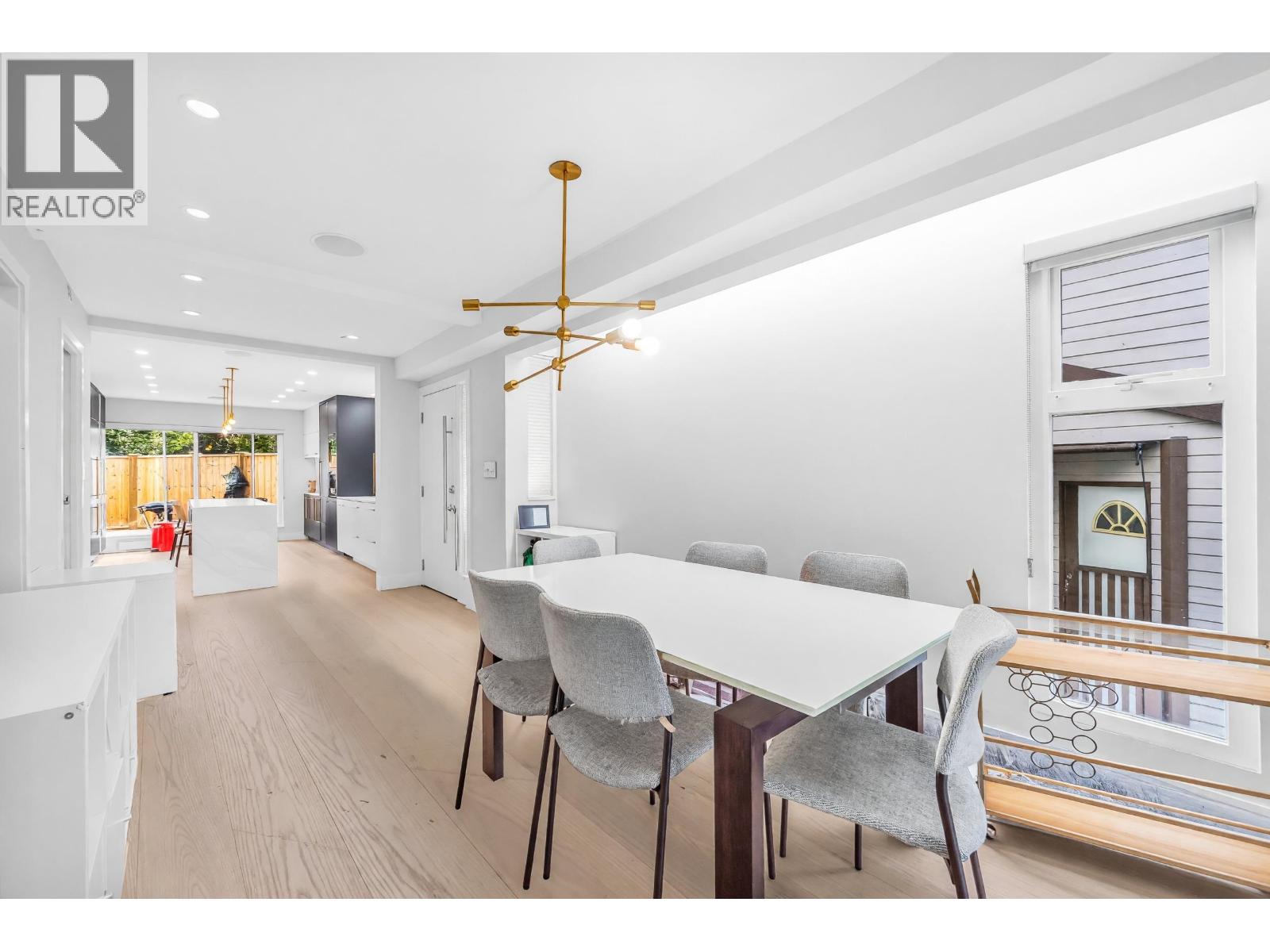 265 E KEITH ROAD, North Vancouver