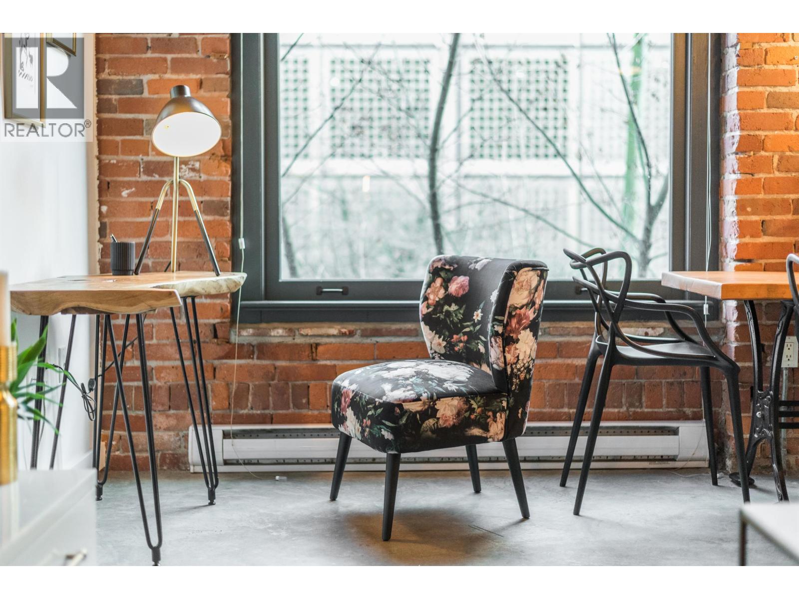 209 55 E CORDOVA STREET, Vancouver