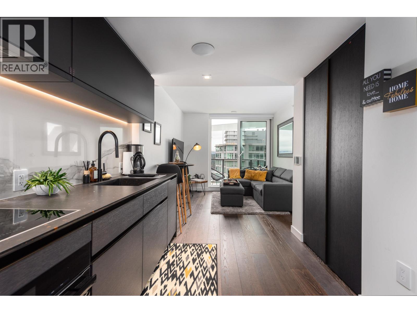 2406 620 CARDERO STREET, Vancouver