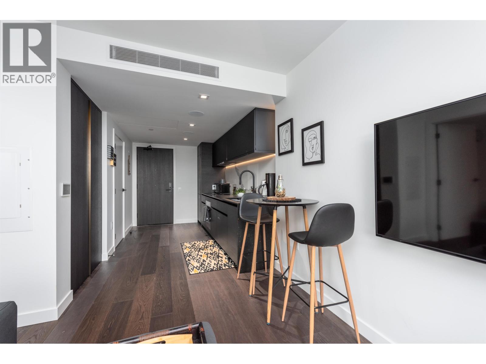 2406 620 CARDERO STREET, Vancouver