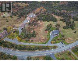 563-565 Marine Drive thumbnail 2