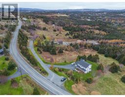 563-565 Marine Drive thumbnail 4