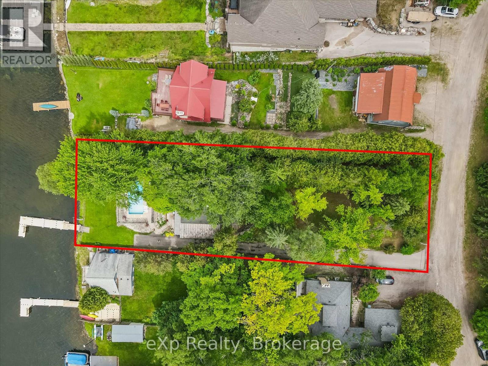 20 CLERGY LANE - 47