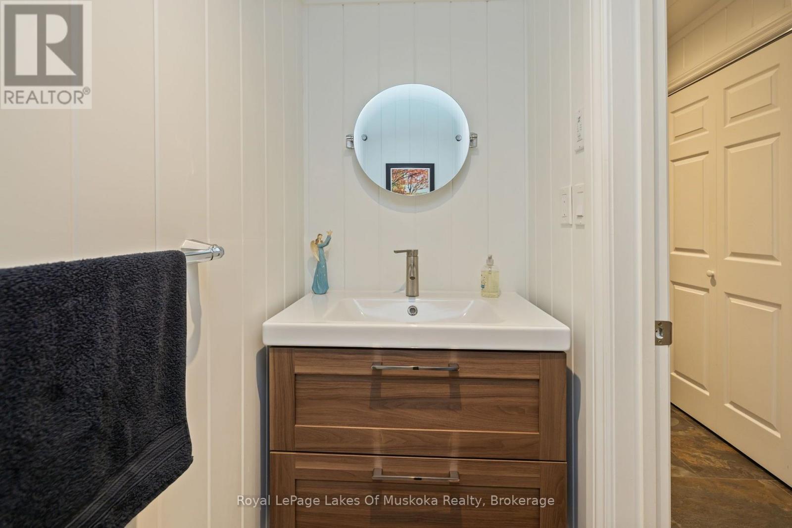 1047 BRANDY CREST ROAD - 38