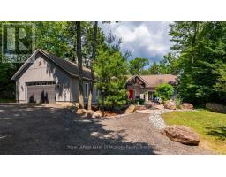 Bathroom - 1047 Brandy Crest Road, Muskoka Lakes, ON P0B1J0 Photo 9
