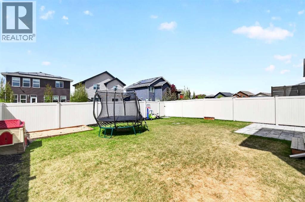 22 Caribou Crescent - 9