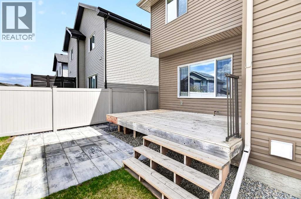 22 Caribou Crescent - 11
